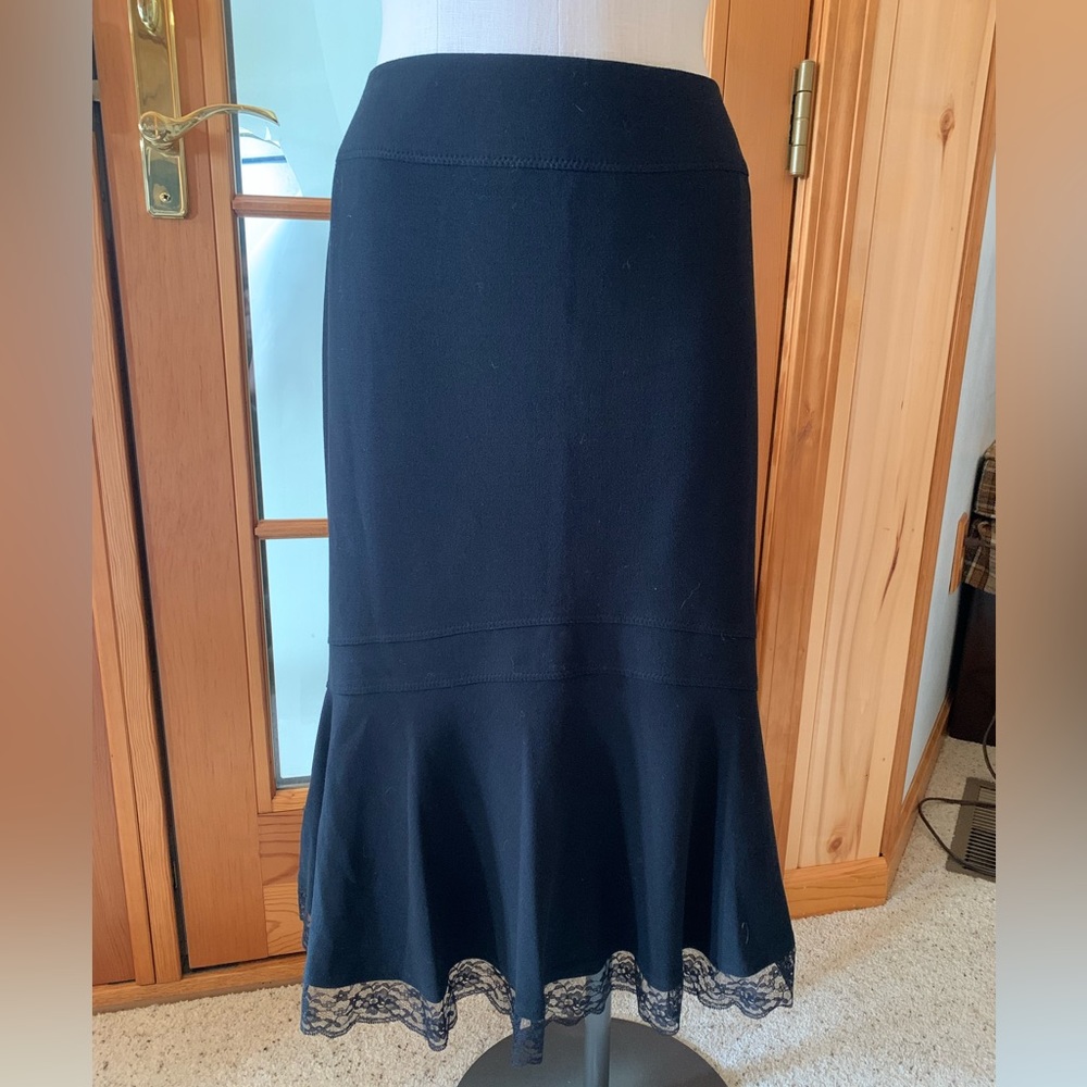 A lovely Style & Co black stretch skirt,size 12.